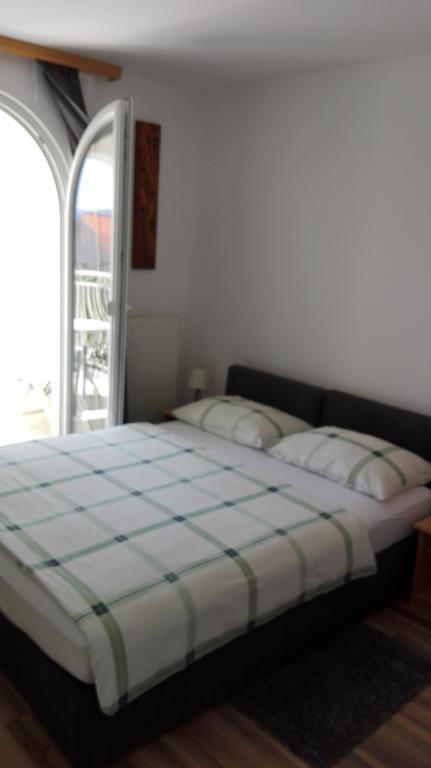 Marko Rooms Krk Town Exterior photo