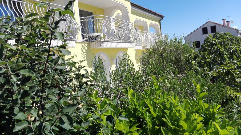 Marko Rooms Krk Town Exterior photo